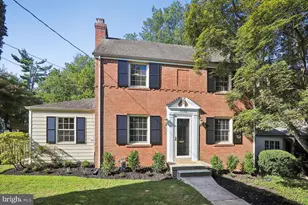 4622 Woodfield Rd, Bethesda, MD 20814 - Photo 1