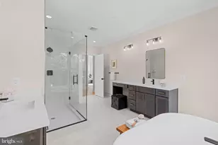 5104 Fairglen Ln, Chevy Chase, MD 20815 - Photo 37