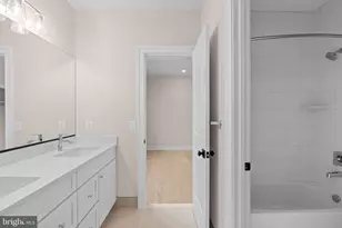 5104 Fairglen Ln, Chevy Chase, MD 20815 - Photo 47