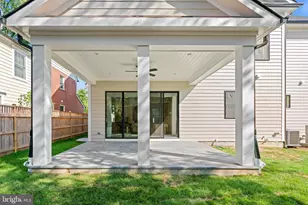 5104 Fairglen Ln, Chevy Chase, MD 20815 - Photo 25