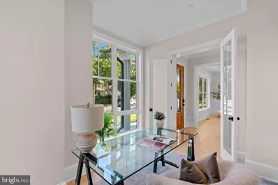 5104 Fairglen Lane, Chevy Chase, MD 20815 - Photo 9