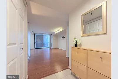7401 Westlake Terrace #610, Bethesda, MD 20817 - Photo 5
