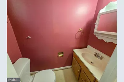 305 Hillsboro Drive, Silver Spring, MD 20902 - Photo 13