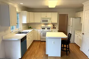 12923 Creamery Hill Dr, Germantown, MD 20874 - Photo 13