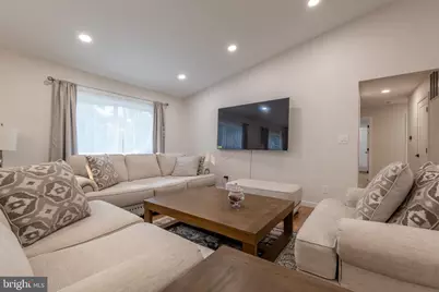 8321 Raymond Lane, Potomac, MD 20854 - Photo 5