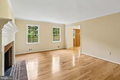 5705 Sugarbush Lane, Rockville, MD 20852 - Photo 17