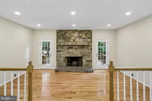 5705 Sugarbush Ln, Rockville, MD 20852 - Photo 11