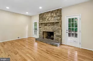 5705 Sugarbush Ln, Rockville, MD 20852 - Photo 23