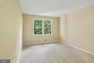 5705 Sugarbush Ln, Rockville, MD 20852 - Photo 47