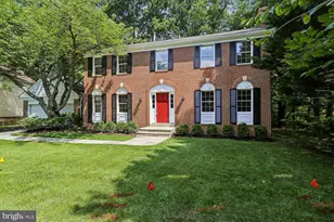 5705 Sugarbush Ln, Rockville, MD 20852 - Photo 1