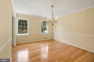 5705 Sugarbush Ln, Rockville, MD 20852 - Photo 19