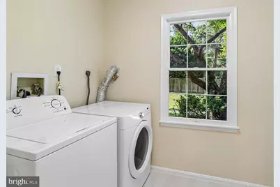 5705 Sugarbush Lane, Rockville, MD 20852 - Photo 37
