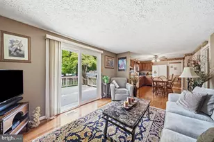 13 Warrior Brook Ct, Germantown, MD 20874 - Photo 17