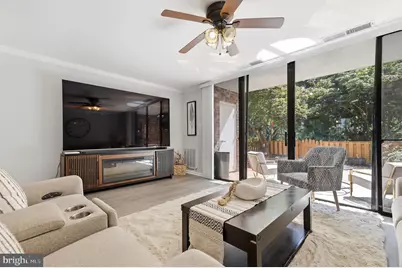 794 Quince Orchard Boulevard #T-1, Gaithersburg, MD 20878 - Photo 3
