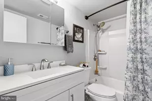 794 Quince Orchard Blvd, Gaithersburg, MD 20878 - Photo 19