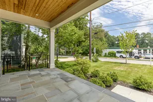 9512 Forest Rd, Bethesda, MD 20814 - Photo 5