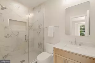 9512 Forest Rd, Bethesda, MD 20814 - Photo 49