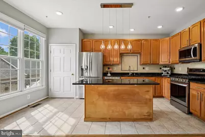 1110 Grand Champion Drive, Rockville, MD 20850 - Photo 11
