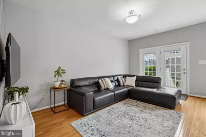 1110 Grand Champion Drive, Rockville, MD 20850 - Photo 7