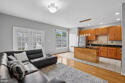 1110 Grand Champion Drive, Rockville, MD 20850 - Photo 9