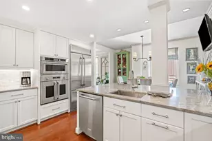 8101 Connecticut Ave, Chevy Chase, MD 20815 - Photo 13