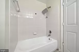 18805 Sparkling Water Dr, Germantown, MD 20874 - Photo 31