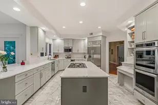 10005 Apple Hill Ct, Potomac, MD 20854 - Photo 13