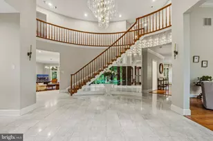 10005 Apple Hill Ct, Potomac, MD 20854 - Photo 3