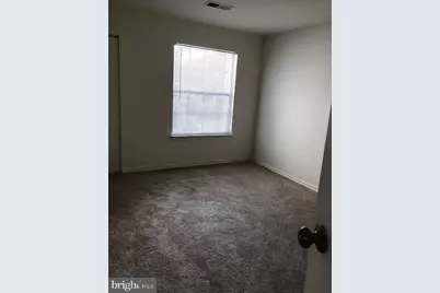 18535 Boysenberry Drive #220, Gaithersburg, MD 20879 - Photo 3