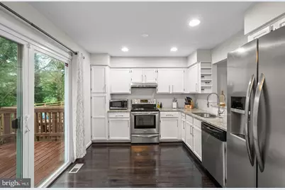 18005 Sunset Lake Court, Olney, MD 20832 - Photo 11