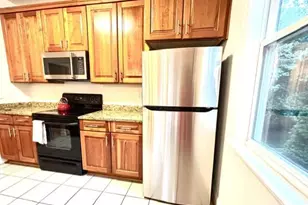 9722 Winery Ct, Gaithersburg, MD 20879 - Photo 7