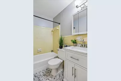 10320 Rockville Pike #201, Rockville, MD 20852 - Photo 15