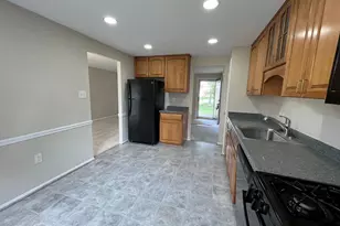 15705 Anamosa Dr, Derwood, MD 20855 - Photo 9
