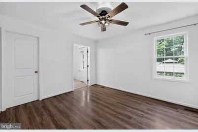 19510 Fisher Avenue, Poolesville, MD 20837 - Photo 15