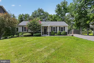 19510 Fisher Ave, Poolesville, MD 20837 - Photo 1
