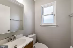 15021 Joshua Tree Rd, Gaithersburg, MD 20878 - Photo 17