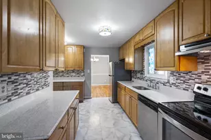 15021 Joshua Tree Rd, Gaithersburg, MD 20878 - Photo 13