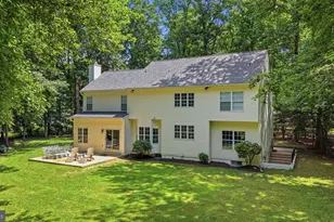 24204 Muscari Ct, Gaithersburg, MD 20882 - Photo 5
