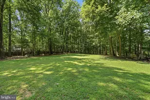 24204 Muscari Ct, Gaithersburg, MD 20882 - Photo 9
