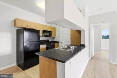 19611 Galway Bay Circle #402, Germantown, MD 20874 - Photo 9