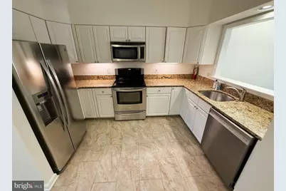 5506 Whitley Park Terrace #93, Bethesda, MD 20814 - Photo 9