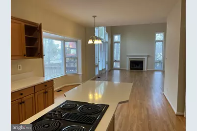 9425 Spruce Tree Circle, Bethesda, MD 20814 - Photo 3