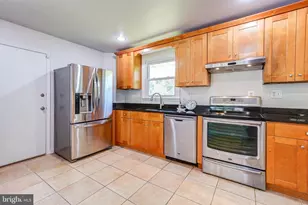 2708 Shanandale Dr, Silver Spring, MD 20904 - Photo 13