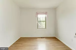 79 Bralan, Gaithersburg, MD 20877 - Photo 17