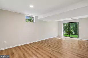 12 Lily Pond Ct, Rockville, MD 20852 - Photo 57