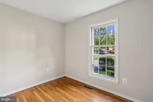 12 Lily Pond Ct, Rockville, MD 20852 - Photo 7