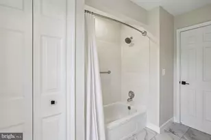 12 Lily Pond Ct, Rockville, MD 20852 - Photo 53