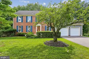 12 Lily Pond Ct, Rockville, MD 20852 - Photo 1