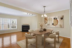 11 Grove Ridge Ct, Rockville, MD 20852 - Photo 9