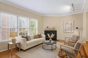 11 Grove Ridge Ct, Rockville, MD 20852 - Photo 5